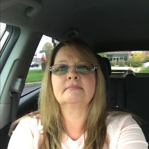 Meet your Posher, Marla